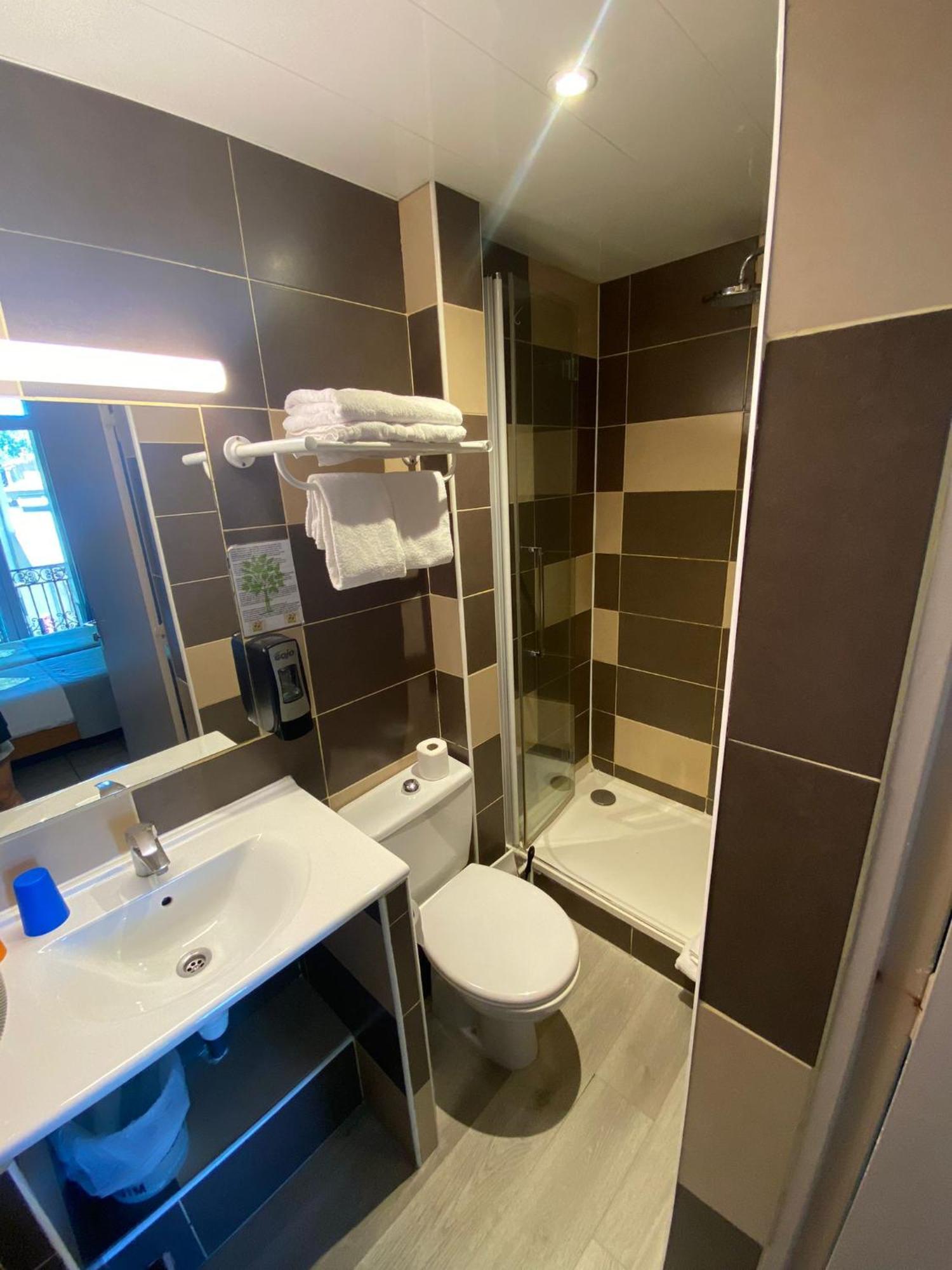 Le Strasbourg Hotel Монпелие Екстериор снимка
